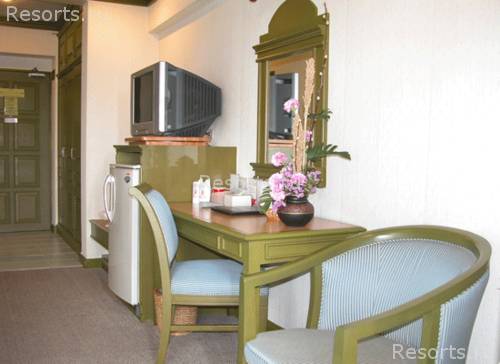 Grand Tower Inn Sukhumvit Hotel 25